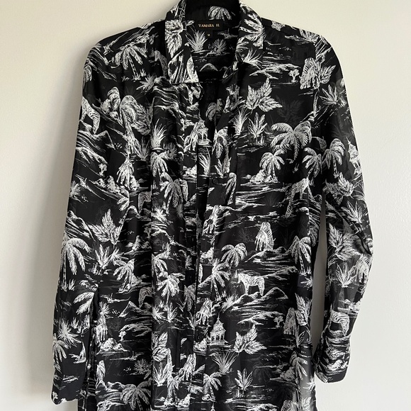 Black & White Sheer Safari Long sleeve Button Up Tunic Top - Picture 1 of 13